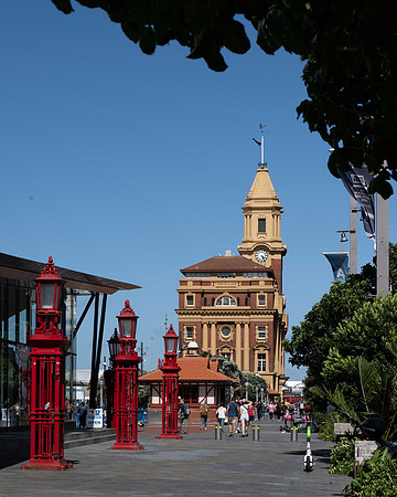 Auckland Harbour - old ferry building