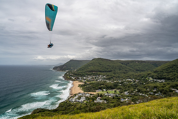 Hang Gliding from Bald Hill Lookout