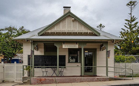 Old Flinders Post Office - now a jewellers