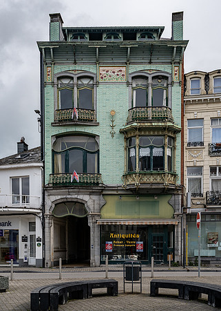 Spa - traditional house