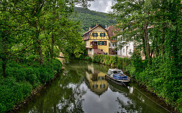 House on the Elsenz river