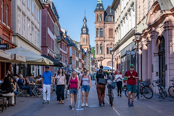 View down Heidelburg Hauptstrasse
