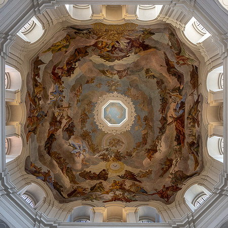 Painting inside the dome in the Dom St. Kilian