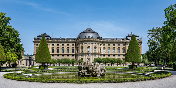 Gardens at the side of the Würzburg Residence