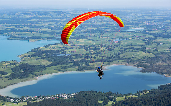 Paragliding from the Tegelbergbahn mountain station