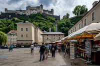 Chapter Square at the foot of Festungsberg Hill.