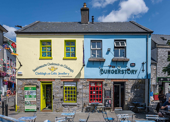 Cafe and local jewellery shop on Quay Street
