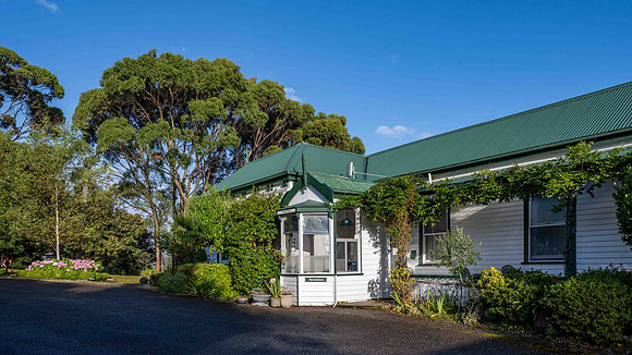 Strahan Wilderness Lodge