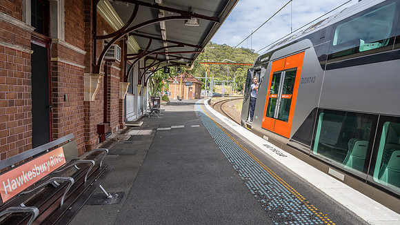 Hawkesbury River Station