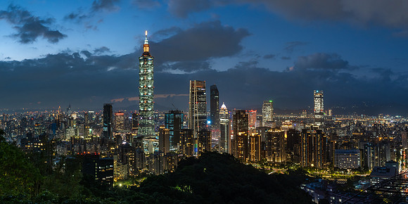 View of Taipei from Elephant Mountain