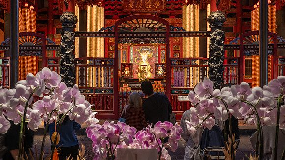 Longshan Temple