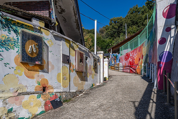 Jaman Mural Village