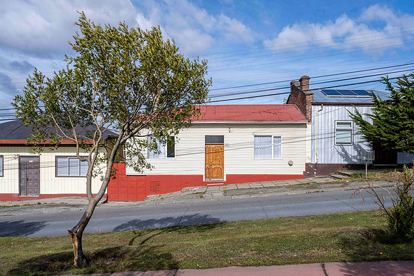 Local housing in Punta Arenas