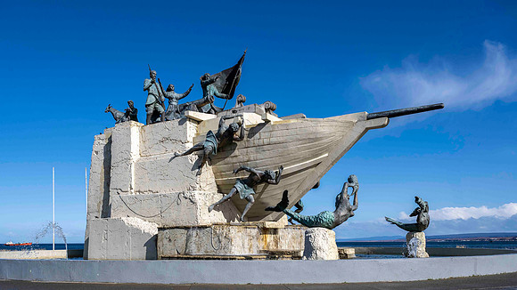 Monumento A Tripulantes Galeta Ancud