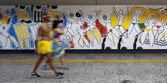 Metro art