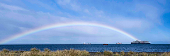 MS Oosterdam and Rainbow